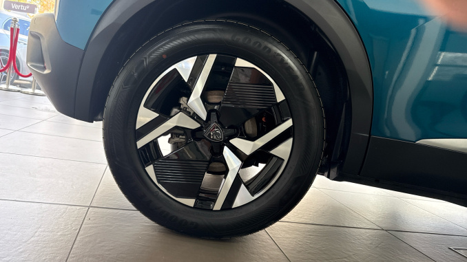Peugeot 2008 115kW Allure 54kWh 5dr Auto Electric Estate - Image 7